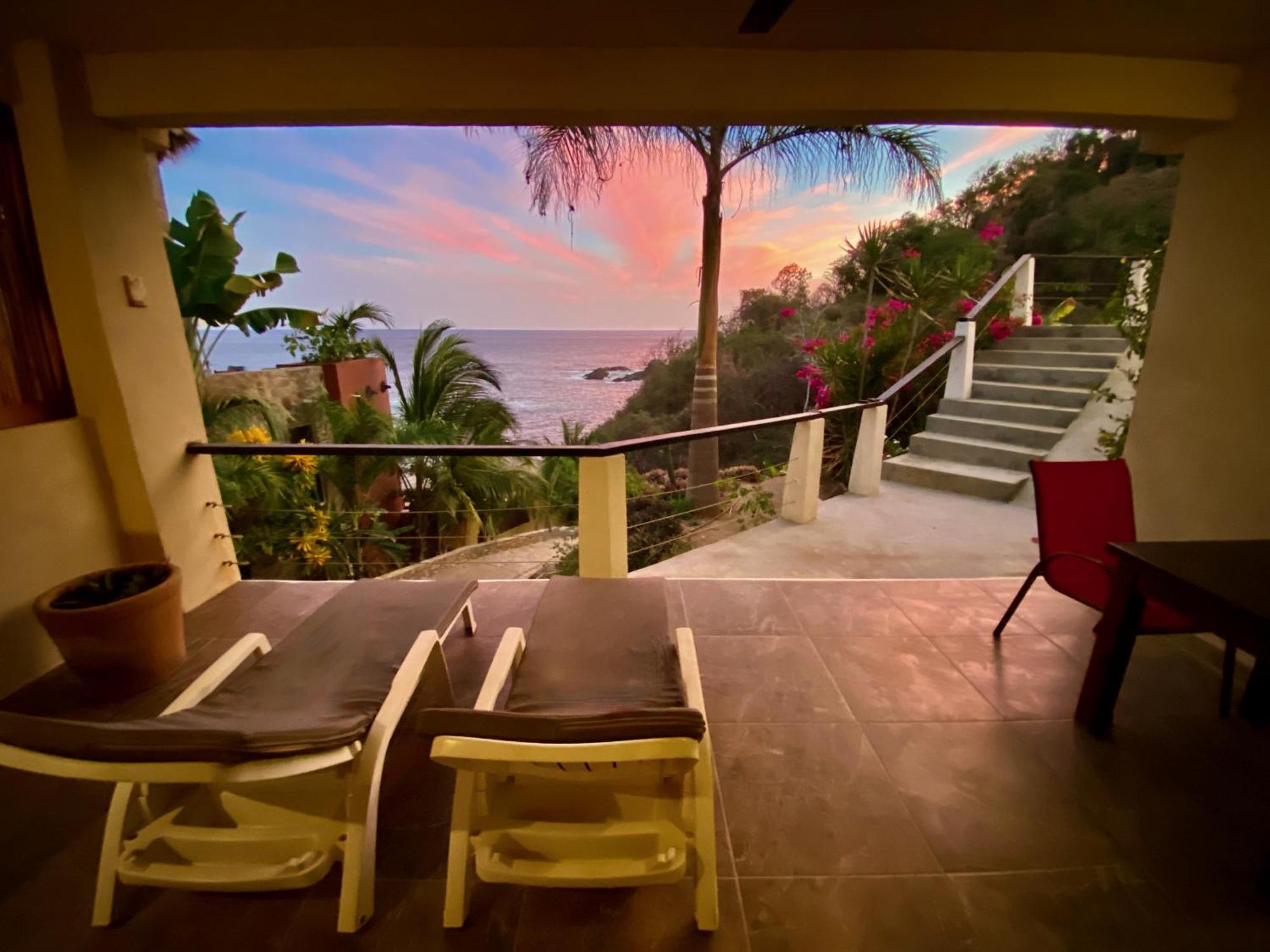 Casablanca Guest House - Adults Only - Starlink Internet! ซิโปไลต์ ภายนอก รูปภาพ